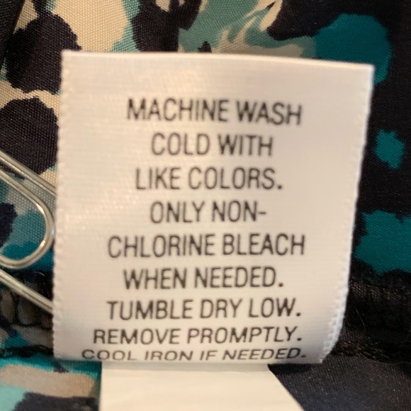 ELLE Top Abstract Print V-Neck Short Sleeve Bohemian Crochet Lace Teal X-Small - Picture 6 of 7